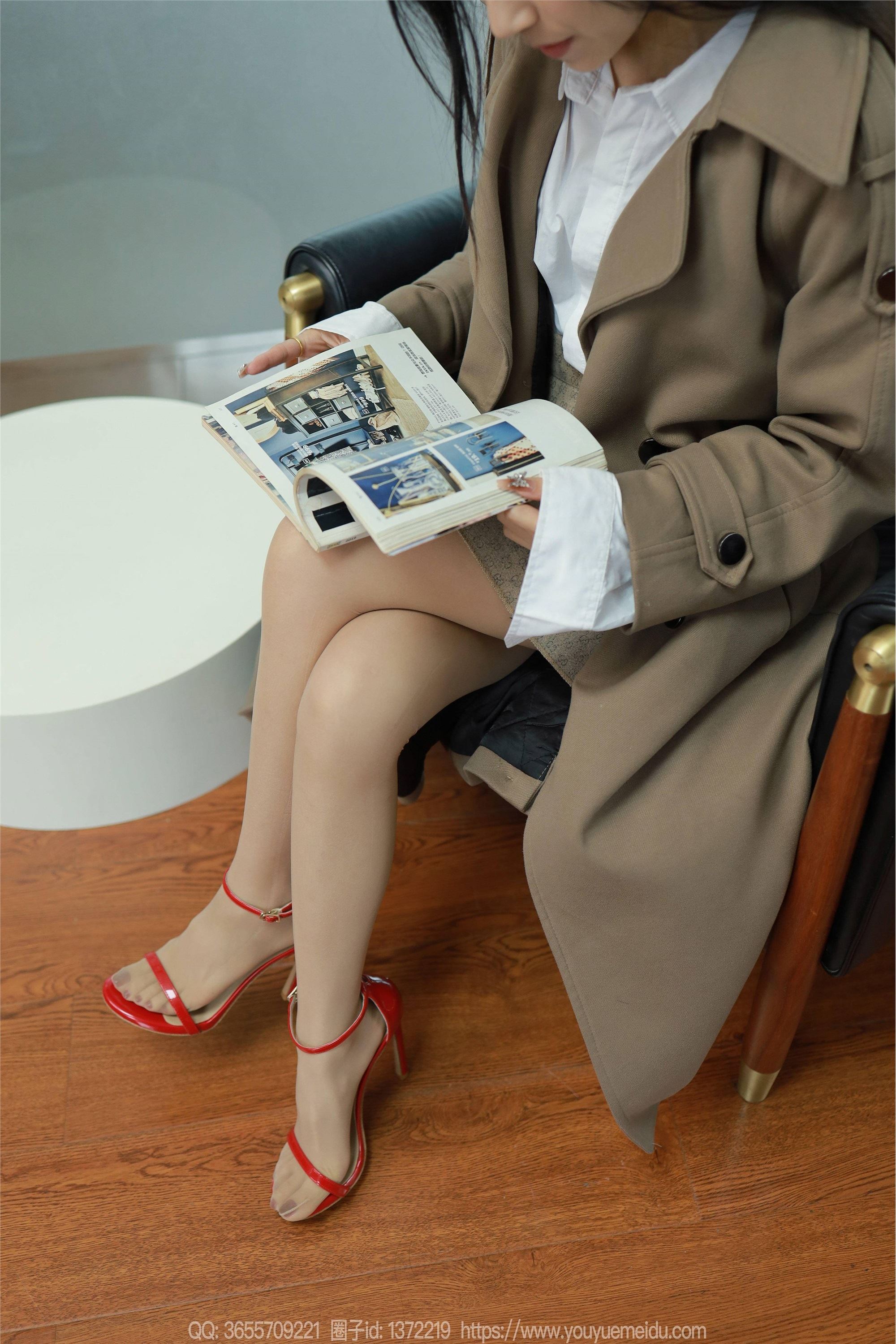 IESS异思趣向  2024.02.01 丝享家 1653 美子《红色高跟鞋》